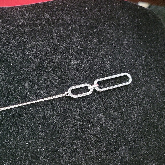 Beautiful necklace - Picture 2 of 7